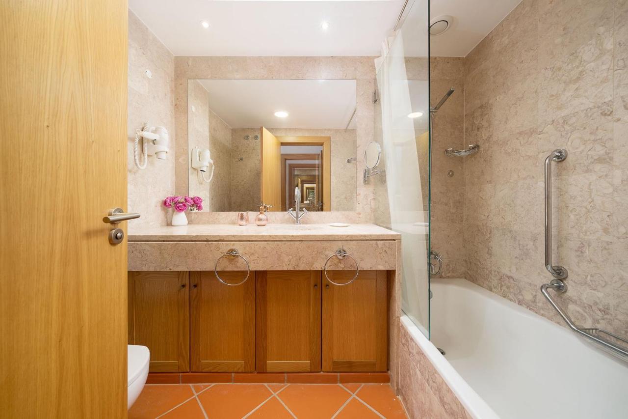 Al - Apartamento Vila Sol F5 T Quarteira Exteriör bild