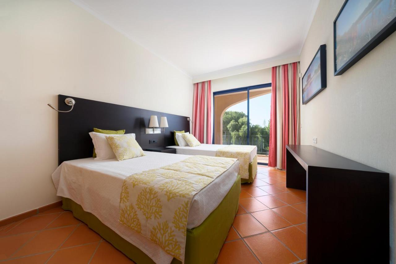Al - Apartamento Vila Sol F5 T Quarteira Exteriör bild
